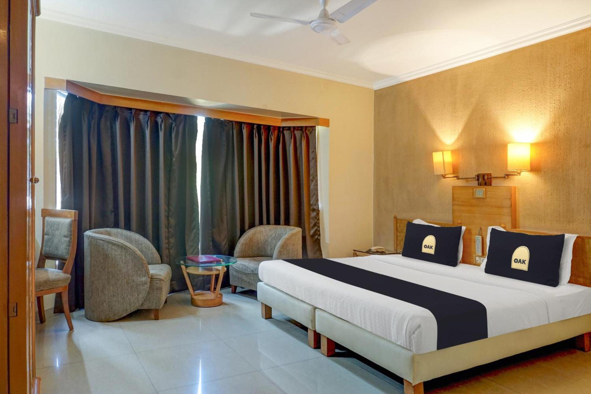 Townhouse Oak Orchard Hotel Pune Exterior foto