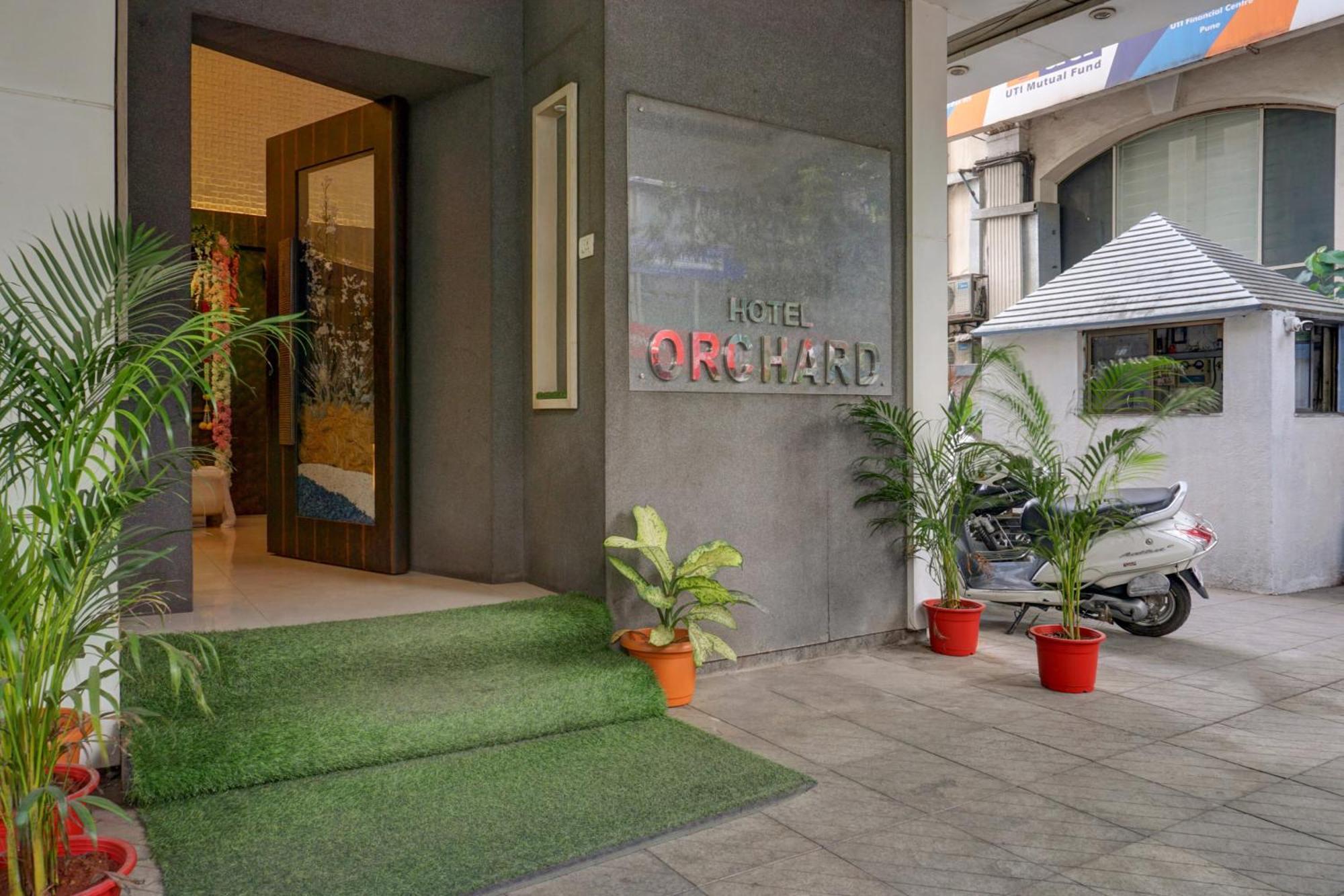 Townhouse Oak Orchard Hotel Pune Exterior foto